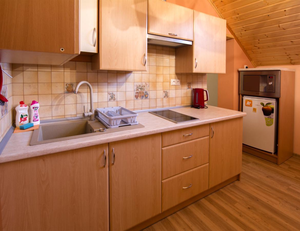 Apartments Kalyn Свобода-над-Упоу Екстер'єр фото